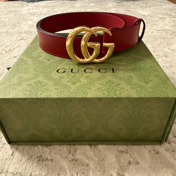 Red Gucci Belt - Picture 1 of 2